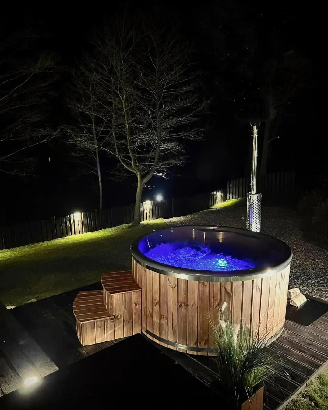 Hot tubs-pic_2