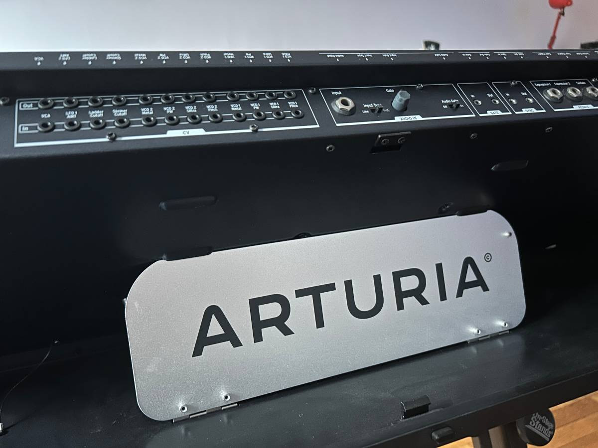 Arturia MatrixBrute analog synthesizer - $1,100 (Flatbush)-pic_1