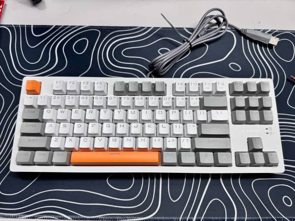 Computer accessories Misc items - $1 (New York)