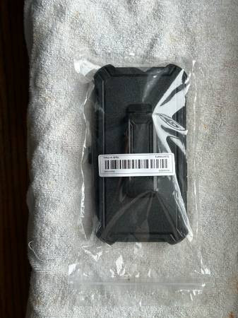 IPHONE 14 PRO CASE(DEFENDER ) - $8 (Brooklyn)-image