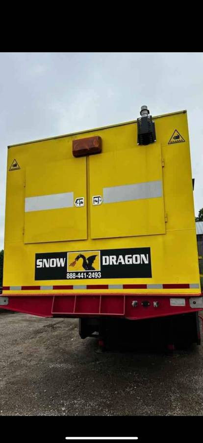 Snow Dragon Snow Melting Trailer 185 Hours SND 1800 - $250,000 (Brooklyn)-pic_1