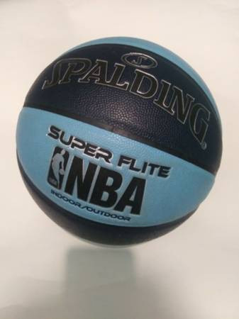 Spalding Basketball Super Flite Navy blue Baby blue combo - $35 (Kew Gardens Hills)
