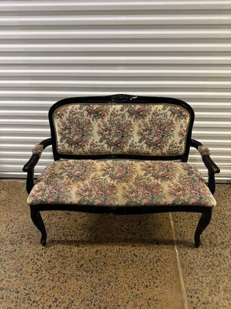 Vintage French needlepoint settee-pic_1