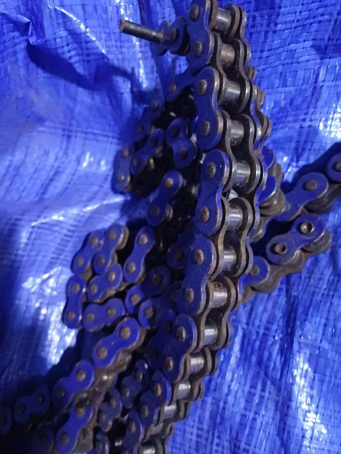 used Suzuki GSX-R 600 blue chain - $35 (Midtown) ‹image 2 of 2›-pic_1